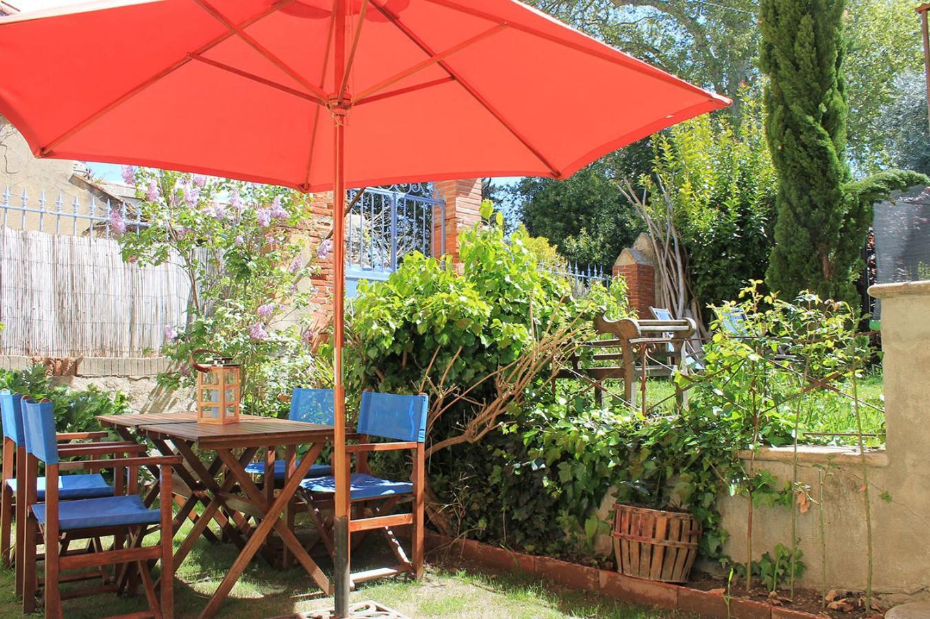 Les Loges De La Suite Prades  Exterior photo